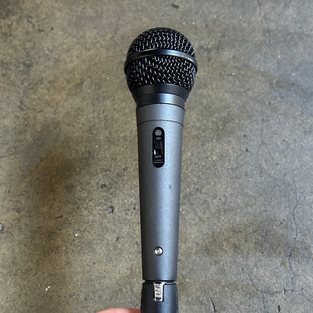 🎤 Fender Passport Wired Handheld wire